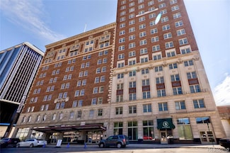 525 W Lafayette Blvd Unit 17D, Detroit, MI 48226