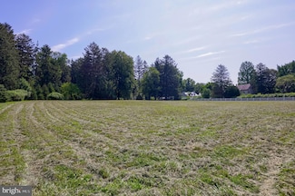 1915 Millersville Pike, Lancaster, PA 17603
