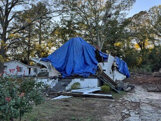 130 S University St, Greenwood, SC 29646