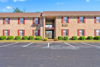 102 Laurel Cove Dr Unit 27, Hopkinsville, KY 42240