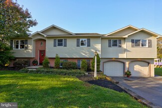 116 Melony Ln, Lititz, PA 17543