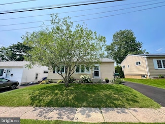 914 Penn Ave, Glenside, PA 19038