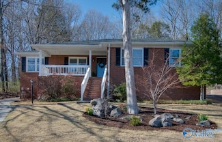 1727 Alm Dr NE, Huntsville, AL 35811