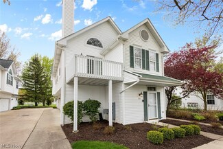 311 Vista Cir, North Olmsted, OH 44070