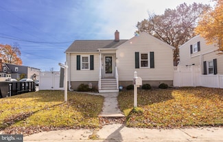 105 Chestnut Ln, Glen Burnie, MD 21061