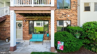 7205 Hilltop Dr Unit 95, Brookhaven, PA 19015
