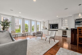 1280 Washington St Unit 401, Boston, MA 02118