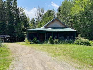 578 W Ridge Rd, Mars Hill, ME 04758