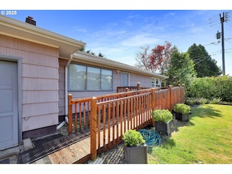 4150 Barger Dr, Eugene, OR 97402