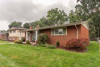 37156 Norene St, Westland, MI 48186