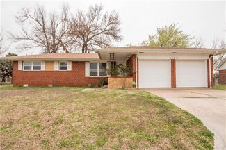 5700 NW 47th St, Warr Acres, OK 73122