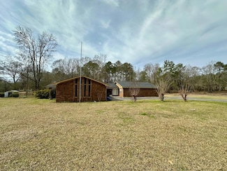 133 Magnolia Rd, Laurel, MS 39443