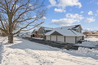 4505 Armar Dr SE Unit 79, Cedar Rapids, IA 52403