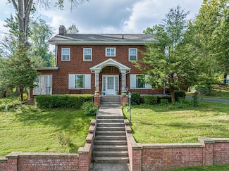 801 Prospect Ave, Bristol, VA 24201