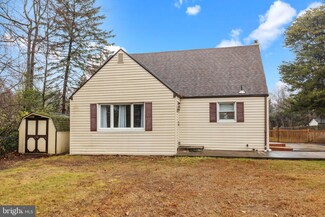 130 Moser St, Aston, PA 19014