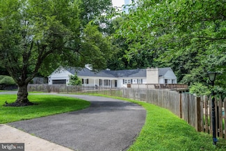 7732 Canal Ct, McLean, VA 22102