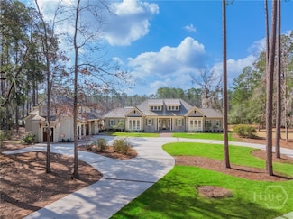 262 Spanish Moss Ln, Richmond Hill, GA 31324