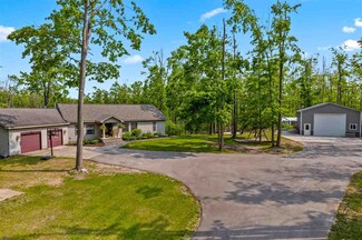 3300 Tree Tops Ln, Vanderbilt, MI 49795