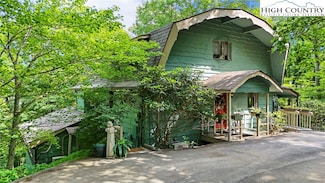 867 Ski Acres Dr, Blowing Rock, NC 28605