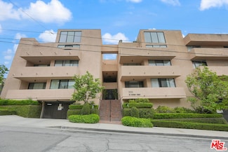930 N Wetherly Dr Unit 202, West Hollywood, CA 90069