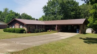 819 N Pine St, Nashville, AR 71852
