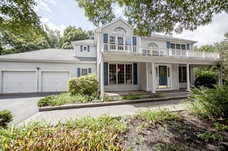 110 Central St, Avon, MA 02322