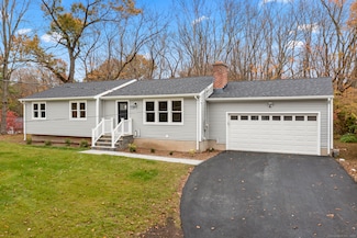 160 Willow St, Cheshire, CT 06410