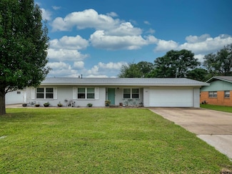 1425 Easy St, Tyler, TX 75701
