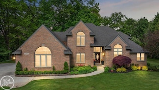 63011 Indian Hills Dr Unit 1, Washington, MI 48095