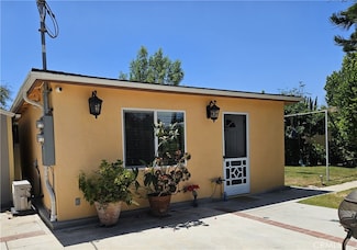 6618 Longridge Ave, Los Angeles, CA 91401