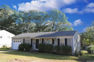 11412 Ashwood Dr, Little Rock, AR 72211