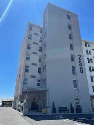 250 Shore Rd Unit 1E, Long Beach, NY 11561