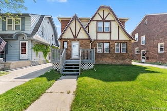 243 2nd St, Wyandotte, MI 48192