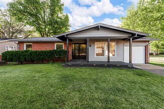 2160 Huntington Dr, Florissant, MO 63033