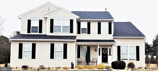 4 Carrington Ct, New Castle, DE 19720