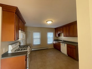 363 Shrewsbury St Unit 2, Worcester, MA 01604