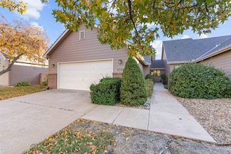 839B Fairdale Rd, Salina, KS 67401