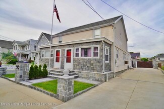 151 Yetman Ave, Staten Island, NY 10307