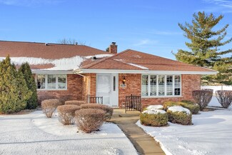 18220 Michigan Ct Unit 61, Orland Park, IL 60467