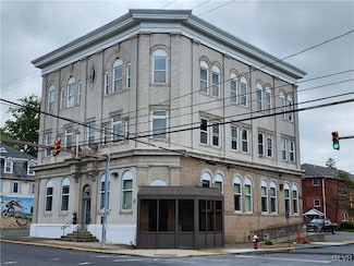 1 Broadway N Unit 203, Wind Gap Borough, PA 18091