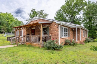 11393 Skipwith Rd, Chase City, VA 23924