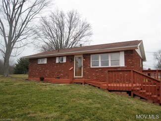 2812 9th St, Coolville, OH 45723