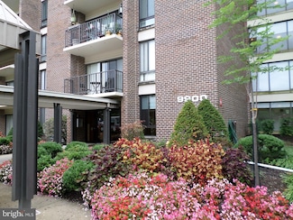 9900 Georgia Ave Unit 707, Silver Spring, MD 20902