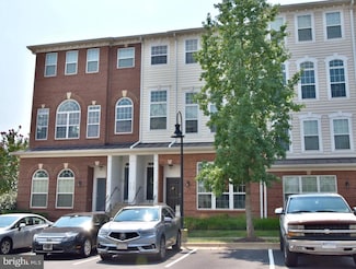 6142 Aster Haven Cir Unit 106, Haymarket, VA 20169