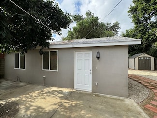 7317 White Oak Ave, Los Angeles, CA 91335