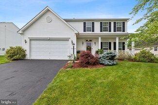 18845 Pier Trail Dr, Triangle, VA 22172