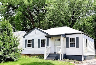 4404 Saint Leo Ln, Saint Ann, MO 63074