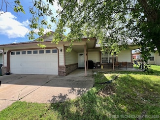 24922 S Heartwood Dr, Claremore, OK 74019