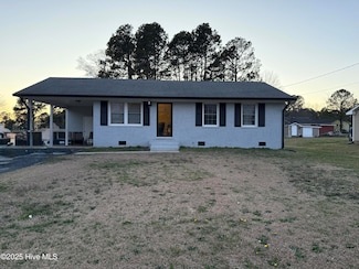 109 Pine St, Dunn, NC 28334