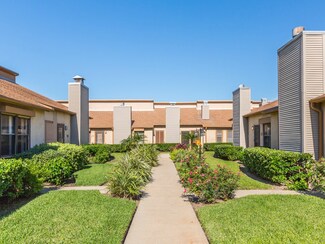 3700 83rd St Unit 15, Galveston, TX 77554